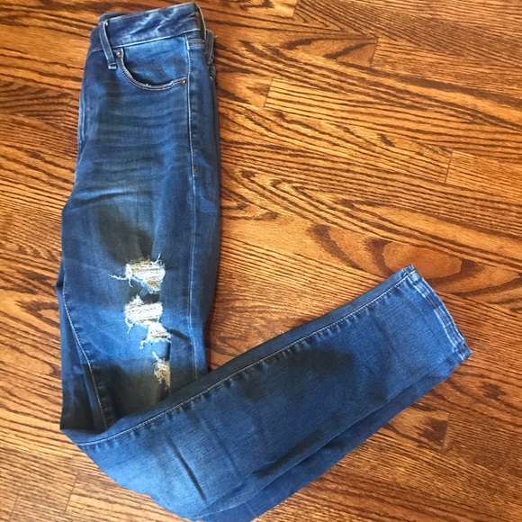 Abercrombie &Fitch high rise super skinny jeans - Picture 2 of 4